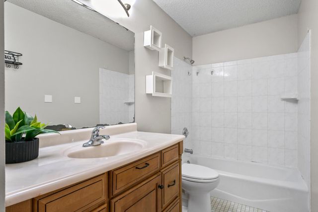 4369 Cimarron Court NW, Rochester, MN 55901