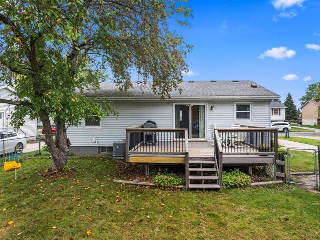 4369 Cimarron Court NW, Rochester, MN 55901