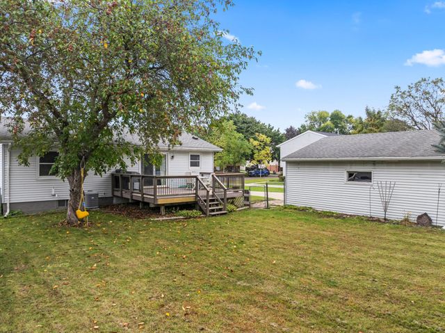 4369 Cimarron Court NW, Rochester, MN 55901