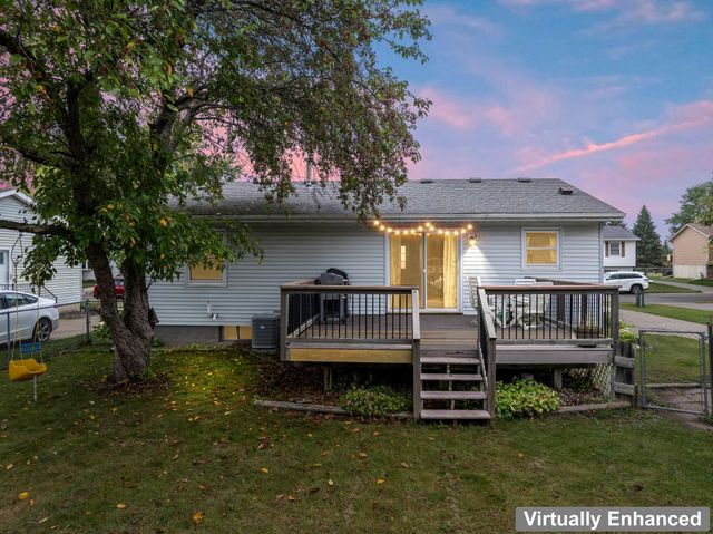 4369 Cimarron Court NW, Rochester, MN 55901