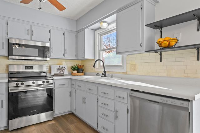 4369 Cimarron Court NW, Rochester, MN 55901