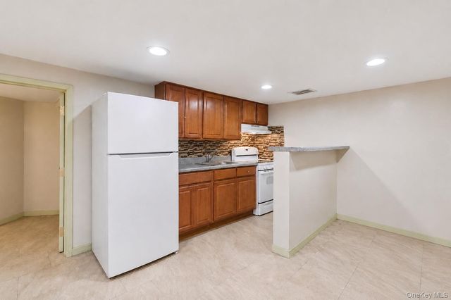 756 E 223rd Street, Bronx, NY 10466