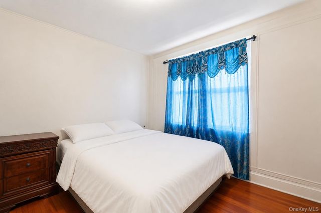 756 E 223rd Street, Bronx, NY 10466