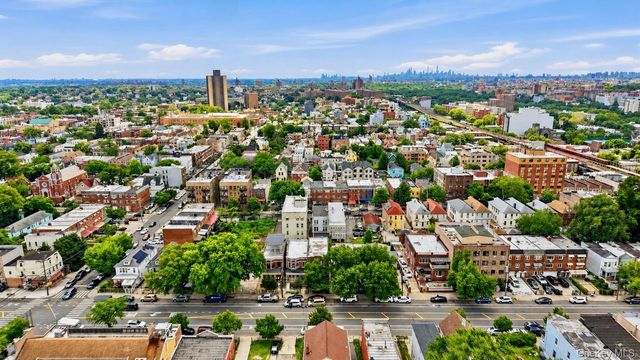 756 E 223rd Street, Bronx, NY 10466