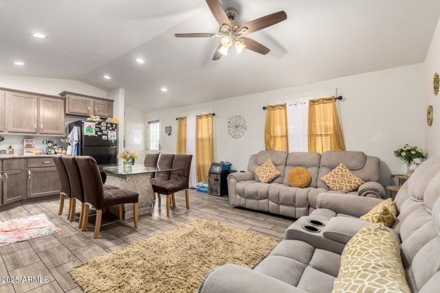 10810 N 91ST Avenue 45, Peoria, AZ 85345