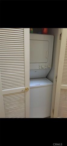 390 S Sepulveda Boulevard 208, Los Angeles, CA 90049