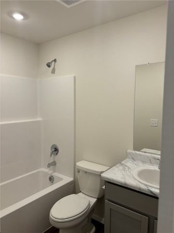 801 S Katlyn Drive, Siloam Springs, AR 72761