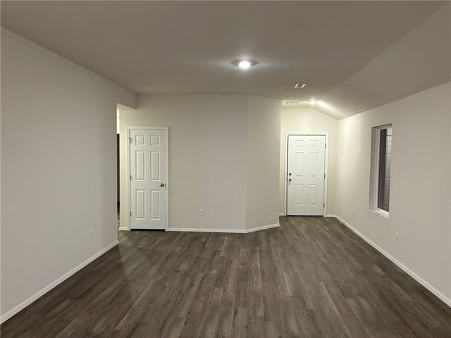 801 S Katlyn Drive, Siloam Springs, AR 72761