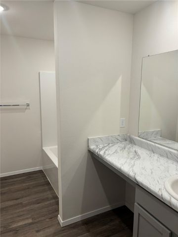 801 S Katlyn Drive, Siloam Springs, AR 72761