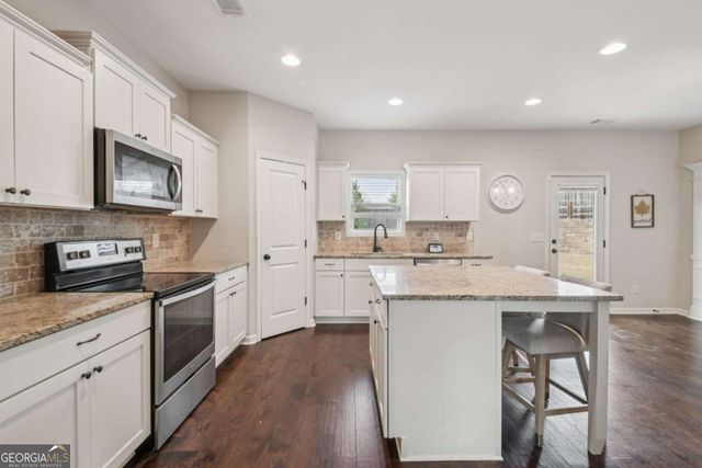 1120 Red Bud Circle, Villa Rica, GA 30180