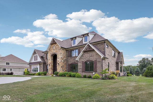 2701 Oak Way Trace, Westfield, IN 46074