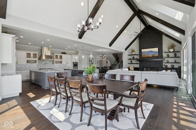 2701 Oak Way Trace, Westfield, IN 46074