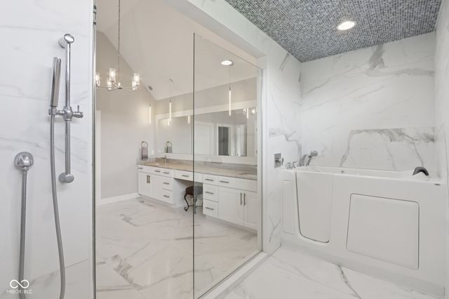 2701 Oak Way Trace, Westfield, IN 46074