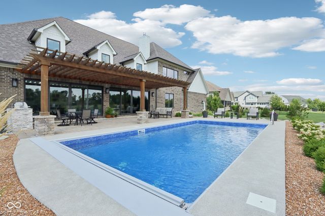 2701 Oak Way Trace, Westfield, IN 46074