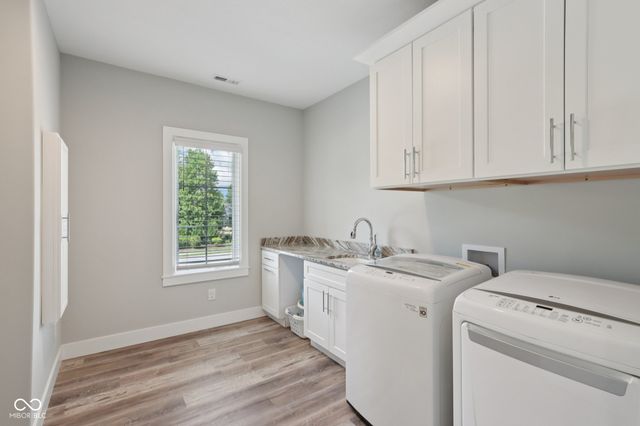 2701 Oak Way Trace, Westfield, IN 46074