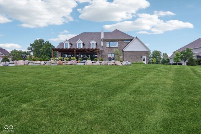 2701 Oak Way Trace, Westfield, IN 46074