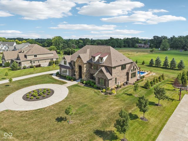 2701 Oak Way Trace, Westfield, IN 46074