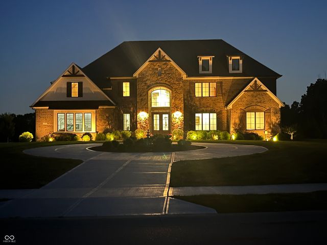 2701 Oak Way Trace, Westfield, IN 46074