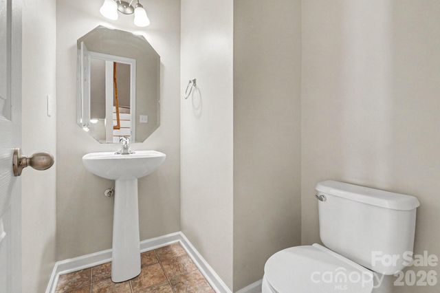 2029 Kegsworth Drive, Charlotte, NC 28273