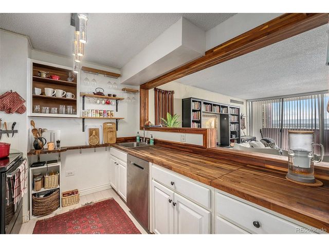 1020 15th St 22A, Denver, CO 80202