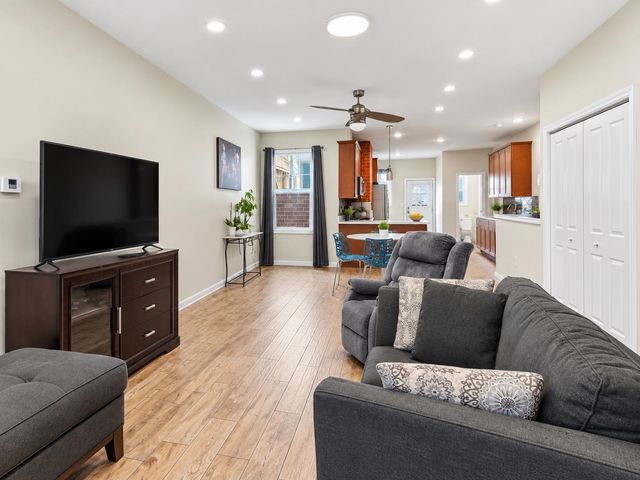 10 WEST 36TH ST, Bayonne, NJ 07002