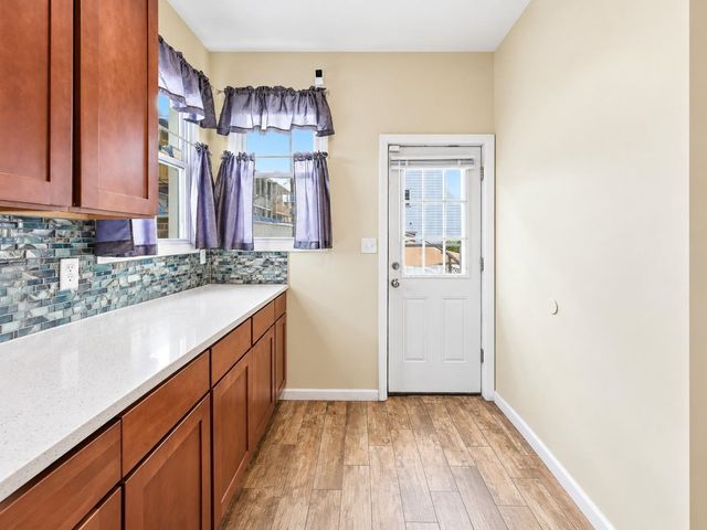 10 WEST 36TH ST, Bayonne, NJ 07002