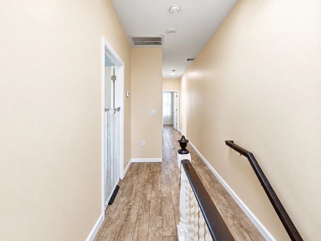 10 WEST 36TH ST, Bayonne, NJ 07002