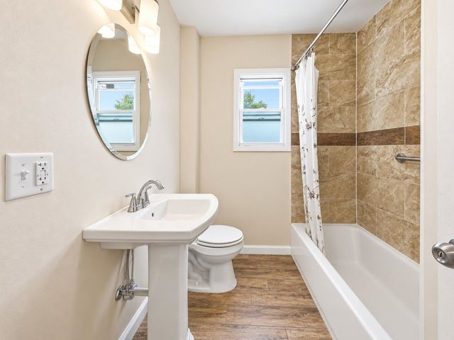 10 WEST 36TH ST, Bayonne, NJ 07002