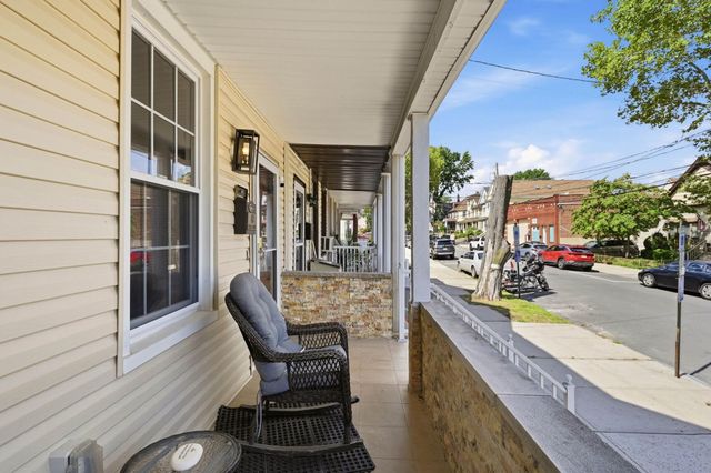 10 WEST 36TH ST, Bayonne, NJ 07002