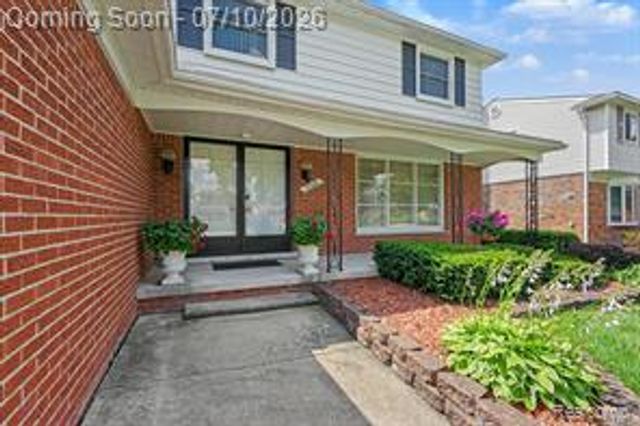 17321 Madison Street, Southfield, MI 48076