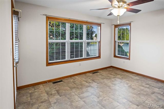 23 Klein Drive, Bethalto, IL 62010