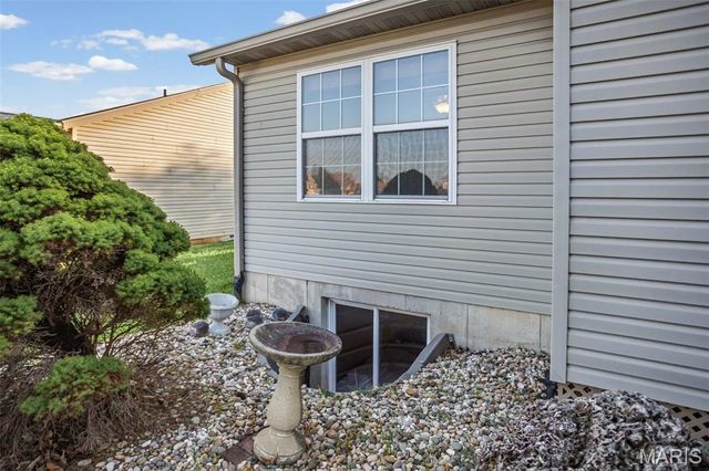 23 Klein Drive, Bethalto, IL 62010