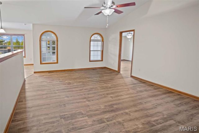 23 Klein Drive, Bethalto, IL 62010