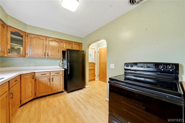 11168 Main, Clarence, NY 14031