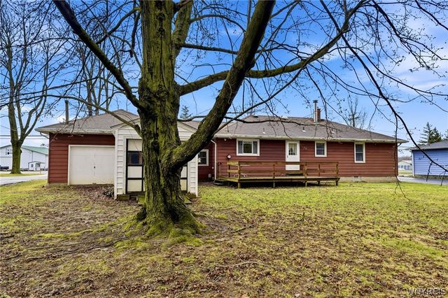 11168 Main, Clarence, NY 14031