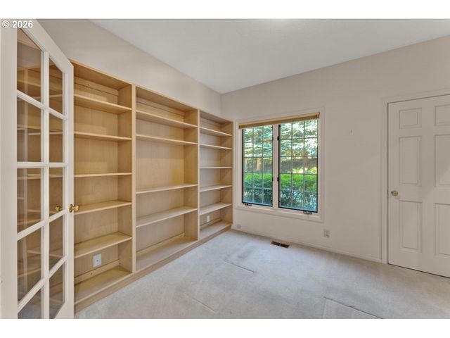 2574 W 28TH Ave, Eugene, OR 97405