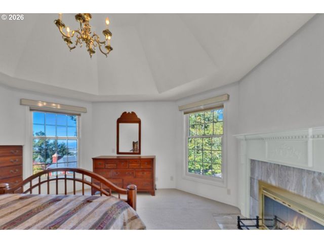 2574 W 28TH Ave, Eugene, OR 97405