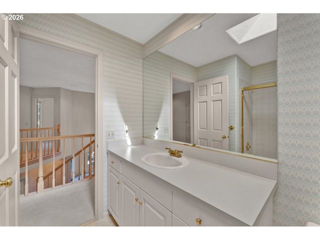 2574 W 28TH Ave, Eugene, OR 97405