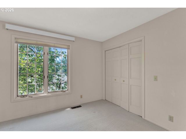 2574 W 28TH Ave, Eugene, OR 97405