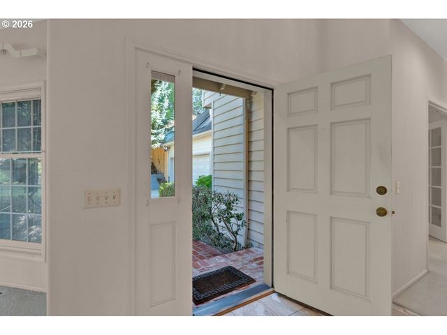 2574 W 28TH Ave, Eugene, OR 97405