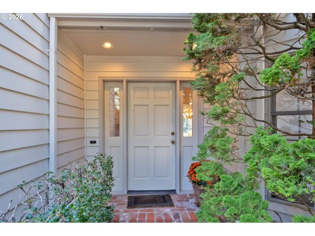 2574 W 28TH Ave, Eugene, OR 97405