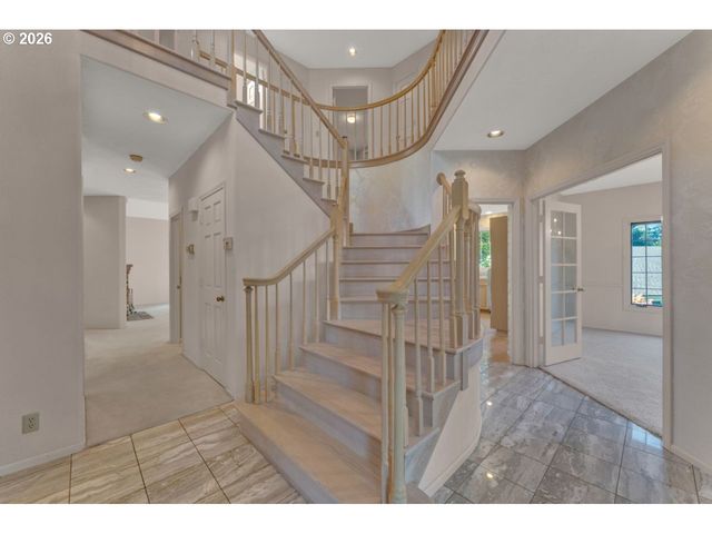 2574 W 28TH Ave, Eugene, OR 97405