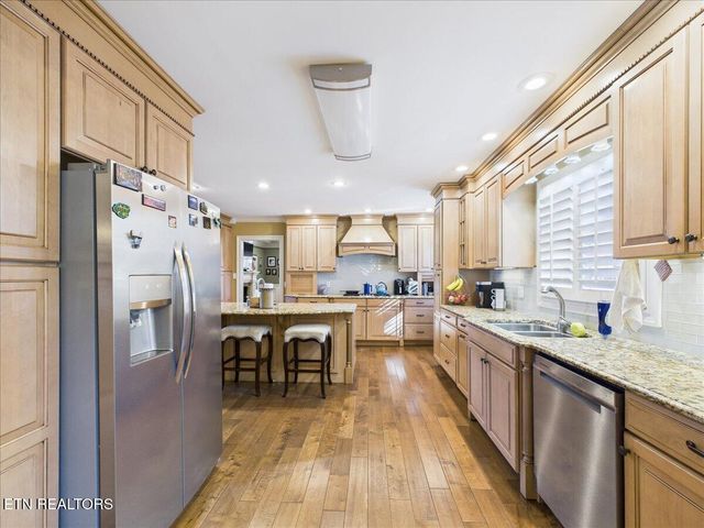 1308 Gloucester Ave, Middlesboro, KY 40965