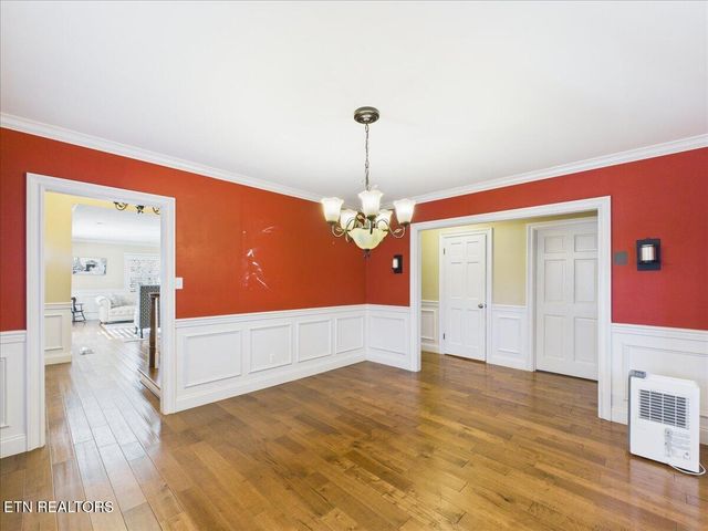 1308 Gloucester Ave, Middlesboro, KY 40965