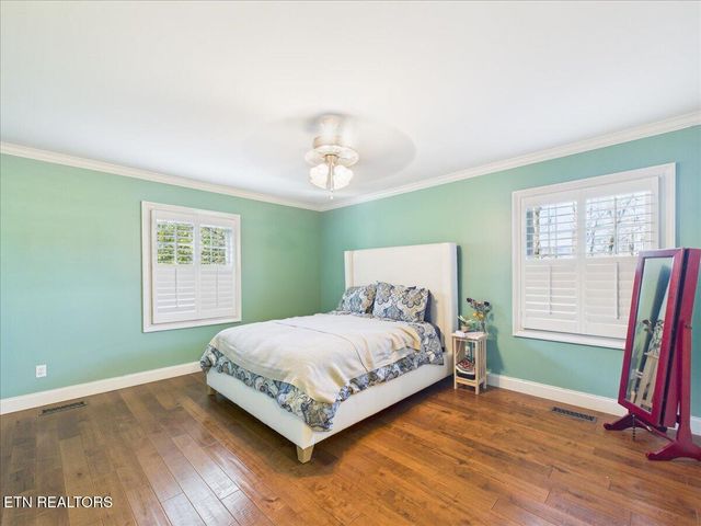 1308 Gloucester Ave, Middlesboro, KY 40965