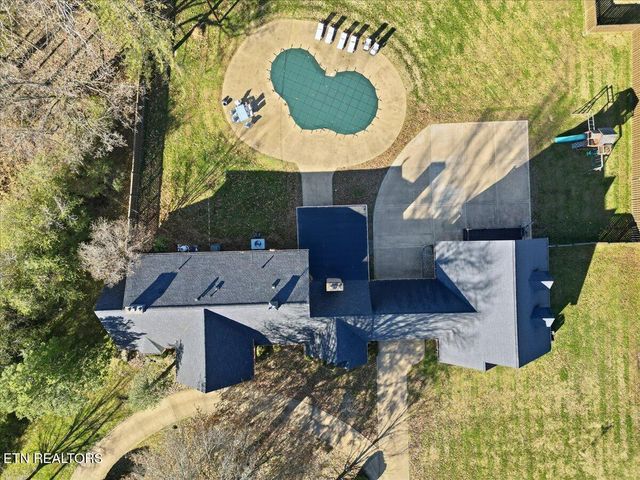 1308 Gloucester Ave, Middlesboro, KY 40965