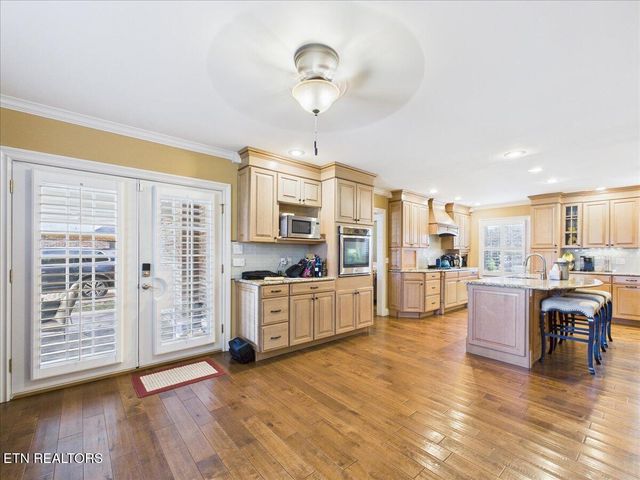 1308 Gloucester Ave, Middlesboro, KY 40965