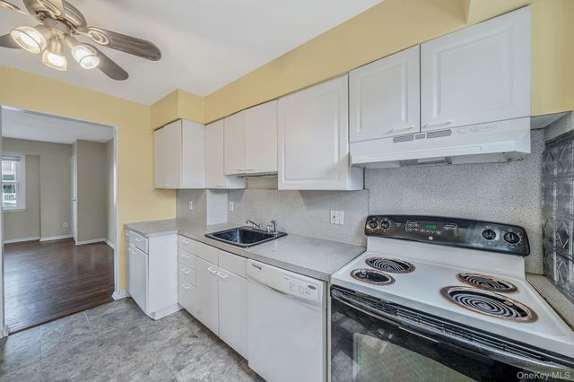 2492 6th Avenue, East Meadow, NY 11554