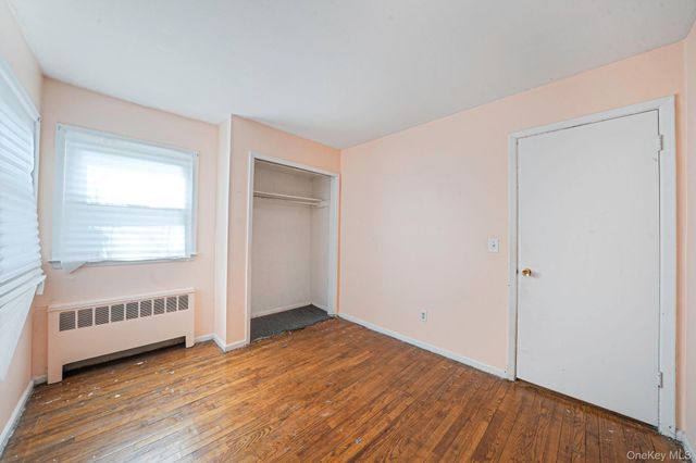 2492 6th Avenue, East Meadow, NY 11554