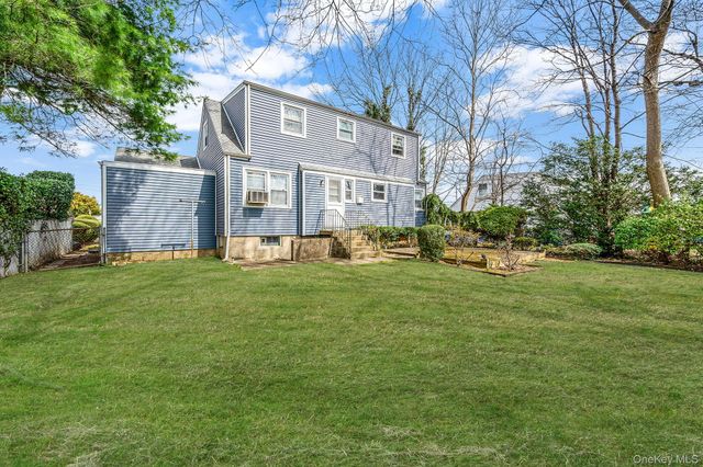 2492 6th Avenue, East Meadow, NY 11554